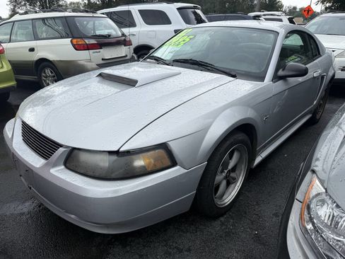 Used 2002 Ford Mustang Coupe image 4