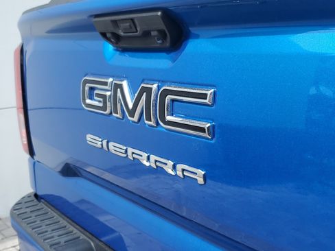 Used 2024 GMC Sierra 1500 Elevation w/ LPO, Elevation Black Package image 9