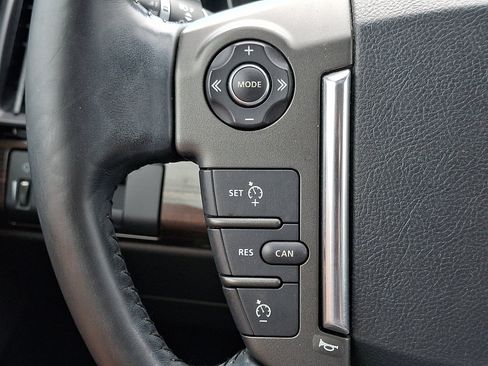 Used 2013 Land Rover LR2 AWD/4WD image 22