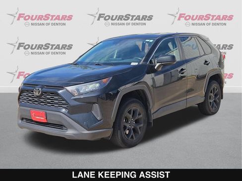 Used 2022 Toyota RAV4 LE FWD image 6