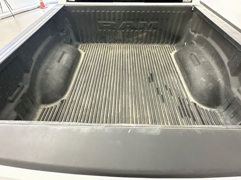 Used 2024 RAM 1500 Big Horn AWD/4WD image 29