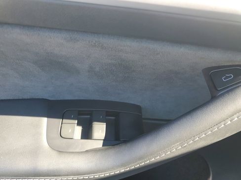 Used 2023 Tesla Model Y Performance image 18