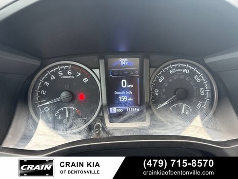 Used 2022 Toyota Tacoma TRD Off-Road w/ TRD Premium Off Road Package AWD/4WD image 27
