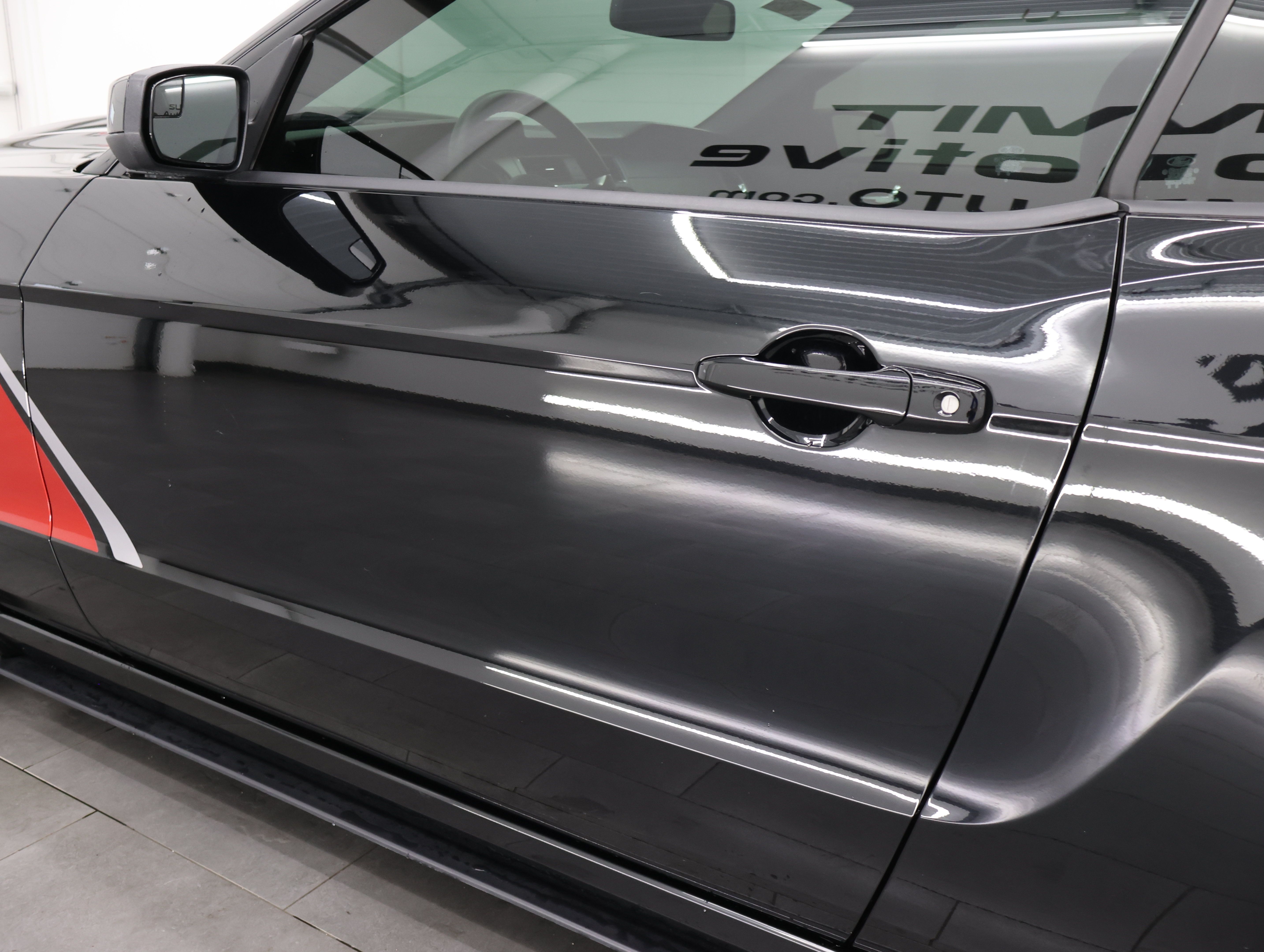 Used 2013 Ford Mustang GT Premium RWD image 38