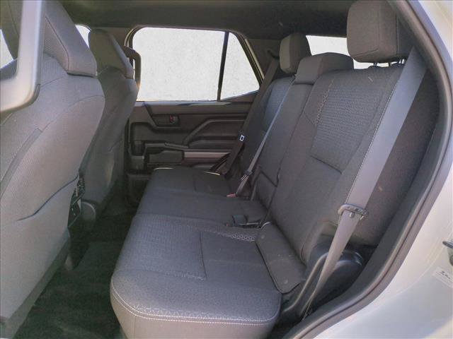 Certified 2025 Toyota 4Runner SR5 AWD/4WD image 18