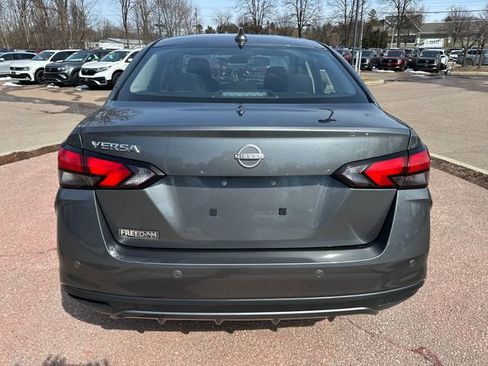Used 2025 Nissan Versa SV w/ Trunk Package image 4
