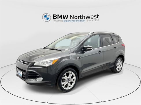 Used 2016 Ford Escape Titanium image 1