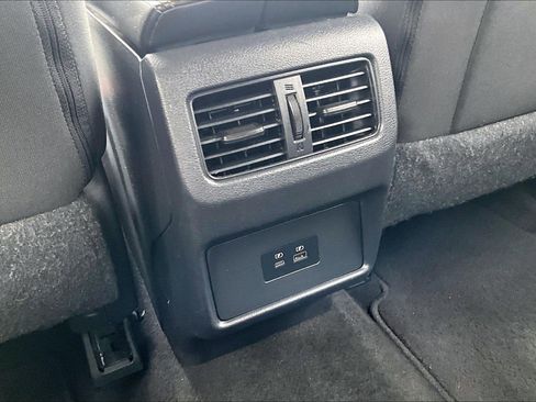 Used 2023 Nissan Rogue SV AWD/4WD image 31