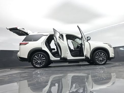 Used 2022 Nissan Pathfinder SL w/ SL Premium Package FWD image 79
