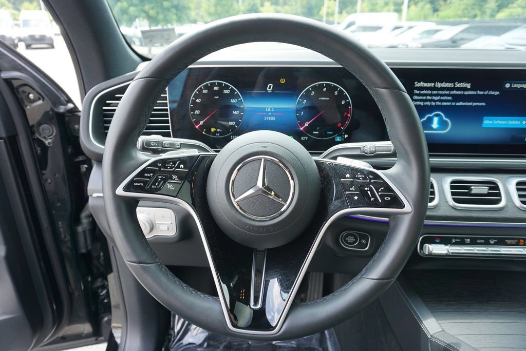 Certified 2025 Mercedes-Benz GLE 350 4MATIC image 15