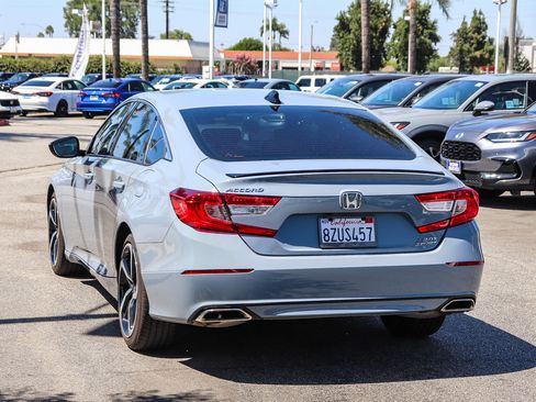 Used 2021 Honda Accord Sport image 12