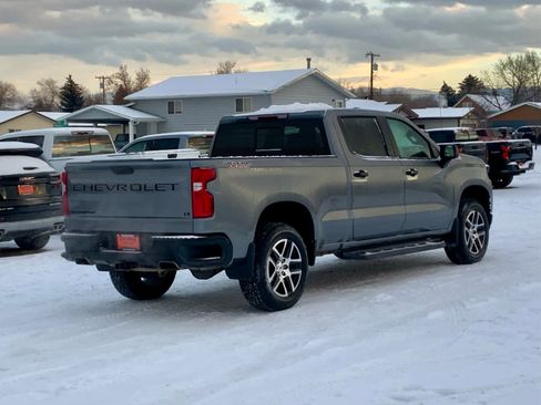 Used 2020 Chevrolet Silverado 1500 LT Trail Boss image 4