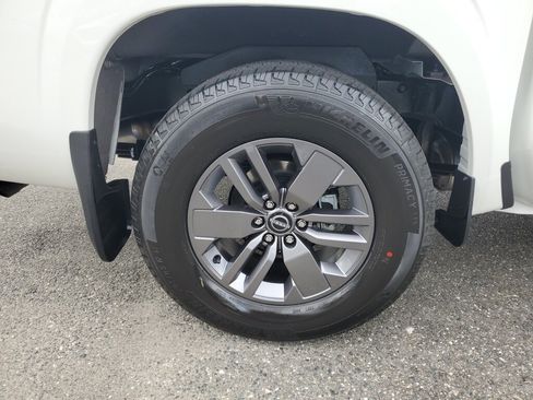 New 2026 Nissan Frontier SV w/ SV Convenience Package RWD image 5