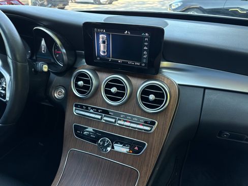 Used 2019 Mercedes-Benz C 300 4MATIC Sedan image 26