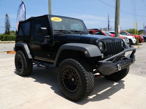 Used 2015 Jeep Wrangler Sport AWD/4WD image 3