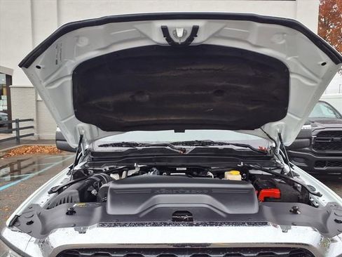 Used 2024 RAM 3500 Big Horn image 15