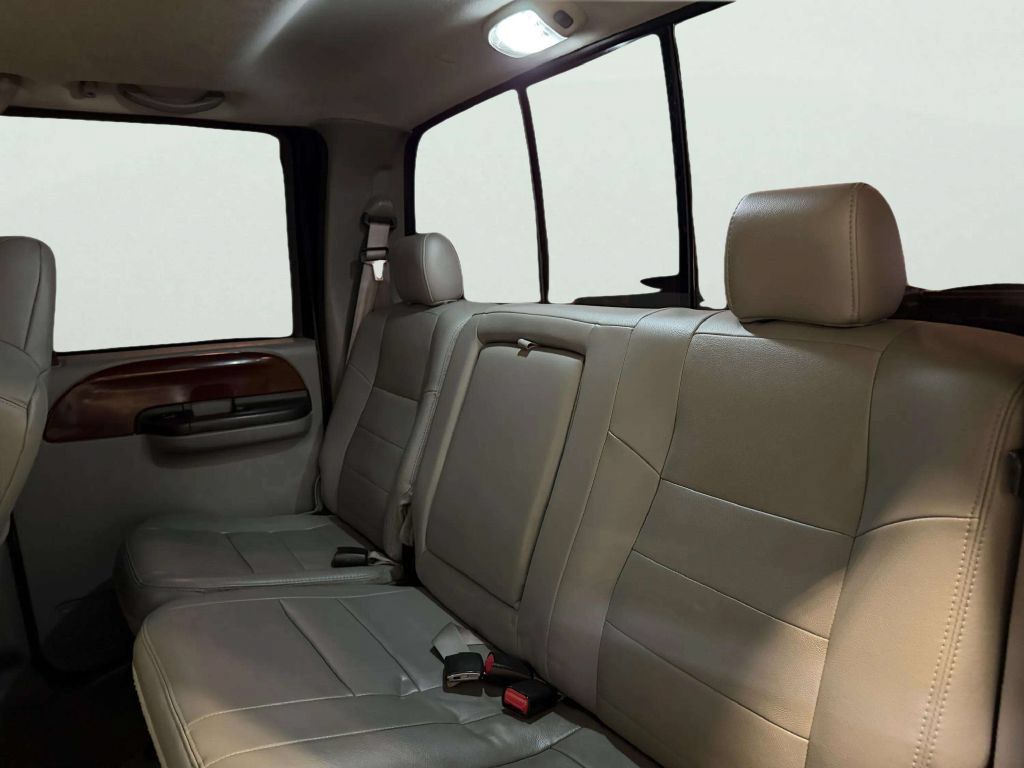 Used 2007 Ford F250 Lariat AWD/4WD image 19