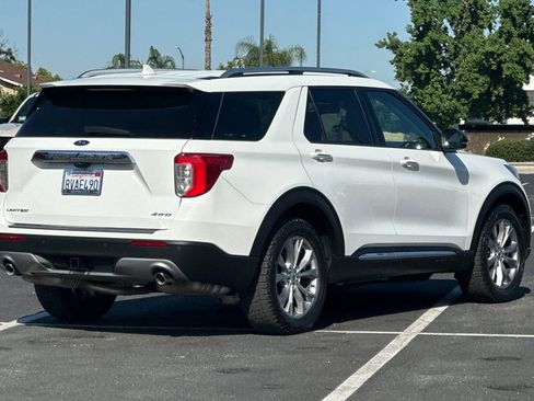 Used 2021 Ford Explorer Limited w/ Equipment Group 301A AWD/4WD image 4