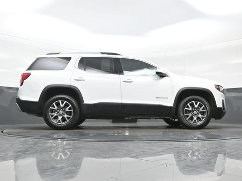 Used 2023 GMC Acadia SLE w/ Driver Convenience Package FWD image 31