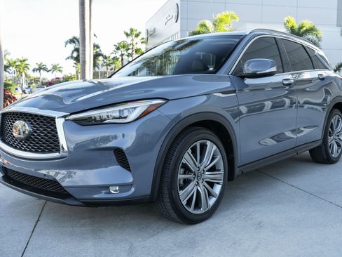 Used 2022 INFINITI QX50 Sensory image 5