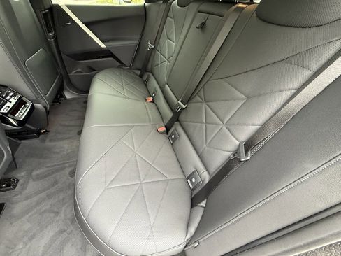 Used 2025 BMW iX xDrive50 image 30