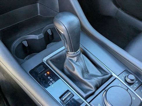 Used 2021 MAZDA MAZDA3 s image 13