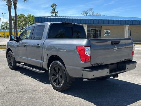 Used 2023 Nissan Titan SV w/ SV Convenience Package AWD/4WD image 4