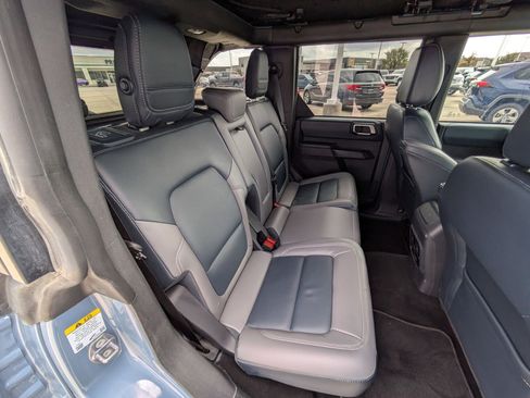 Used 2024 Ford Bronco Outer Banks image 37