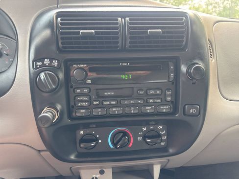 Used 2000 Ford Ranger XLT AWD/4WD image 32