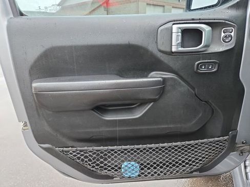 Used 2020 Jeep Gladiator Sport w/ Quick Order Package 24S image 13