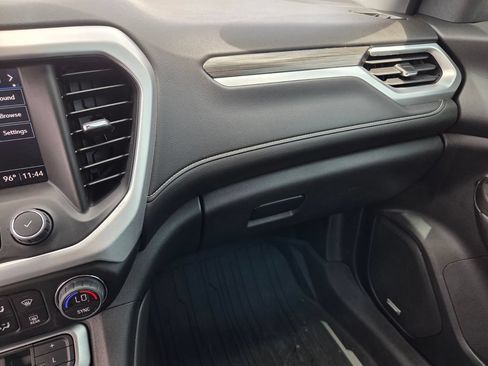 Used 2023 GMC Acadia SLT w/ Elevation Edition FWD image 26