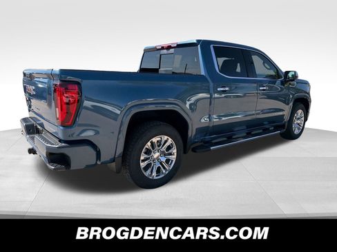 New 2026 GMC Sierra 1500 Denali w/ Technology Package AWD/4WD image 3