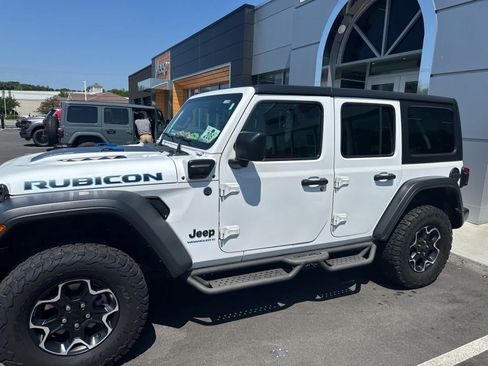 Used 2023 Jeep Wrangler Unlimited Rubicon 4xe w/ Cold Weather Group AWD/4WD image 1