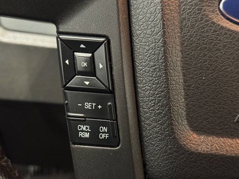 Used 2013 Ford F150 XLT w/ Luxury Equipment Group image 26