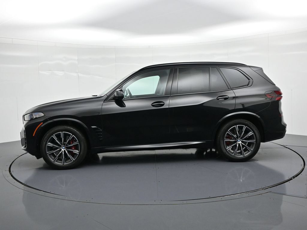 Used 2024 BMW X5 M60i AWD/4WD image 9