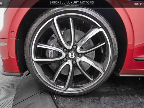 Used 2024 Bentley Flying Spur V8 AWD/4WD image 47