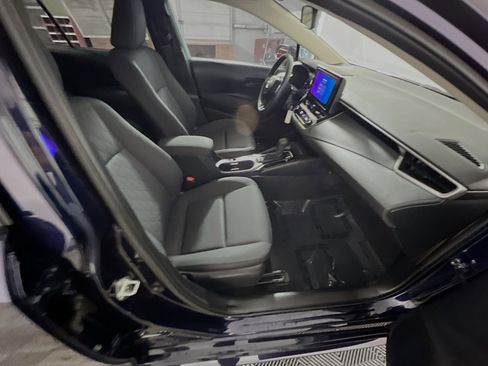 Used 2024 Toyota Corolla LE FWD image 31