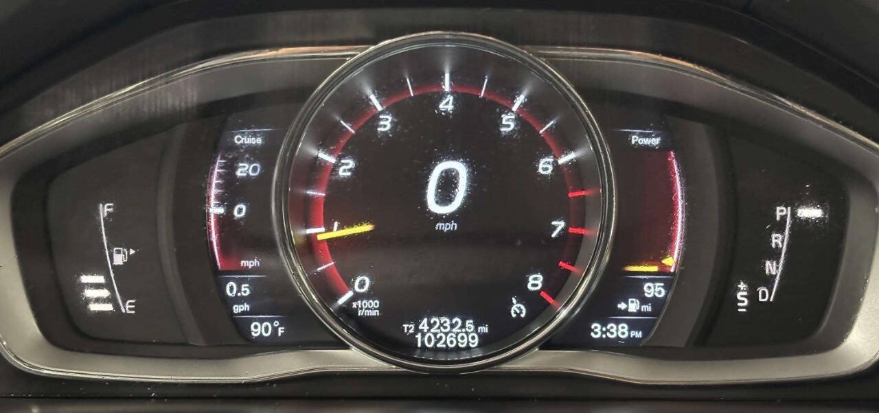 Used 2016 Volvo XC60 T5 Premier w/ Proximity Package FWD image 35