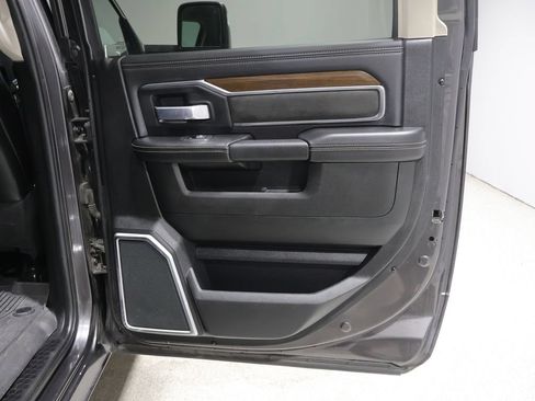 Used 2024 RAM 2500 Laramie AWD/4WD image 23