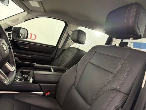 Used 2024 Toyota Tundra SR5 w/ SR5 Premium Package AWD/4WD image 9