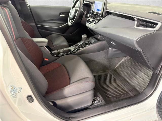 Used 2025 Toyota Corolla SE FWD image 13
