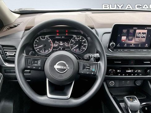 Used 2023 Nissan Rogue SV image 5
