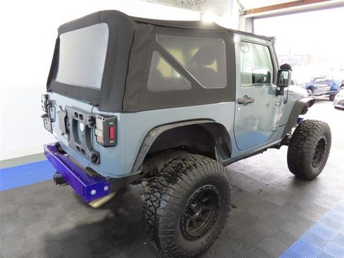 Used 2014 Jeep Wrangler Rubicon w/ Power Convenience Group image 12