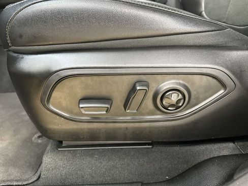 Used 2024 Jeep Grand Cherokee Altitude image 15