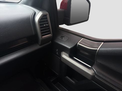 Used 2019 Ford F150 Raptor w/ Equipment Group 802A Luxury AWD/4WD image 28