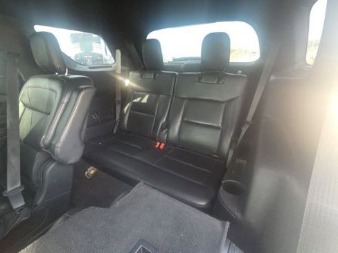 Used 2020 Ford Explorer XLT w/ Equipment Group 202A image 20