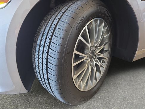 Used 2023 Genesis G80 2.5T AWD/4WD image 29