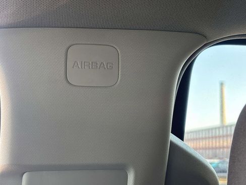 Used 2023 Chevrolet Silverado 1500 LT image 25