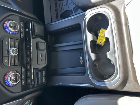 Used 2021 GMC Sierra 1500 SLT w/ SLT Premium Plus Package image 23