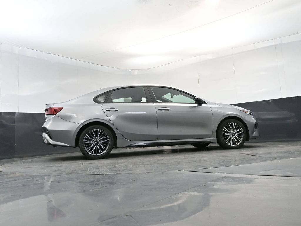 Certified 2022 Kia Forte GT-Line FWD image 24